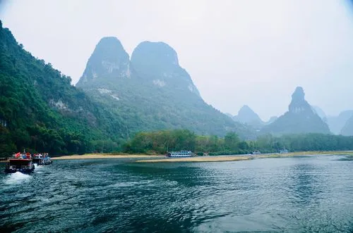 智慧工厂绿色